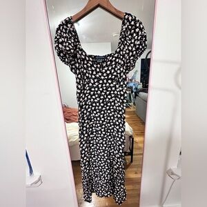 French Connection Black and White Floral puff Sleeve Dress